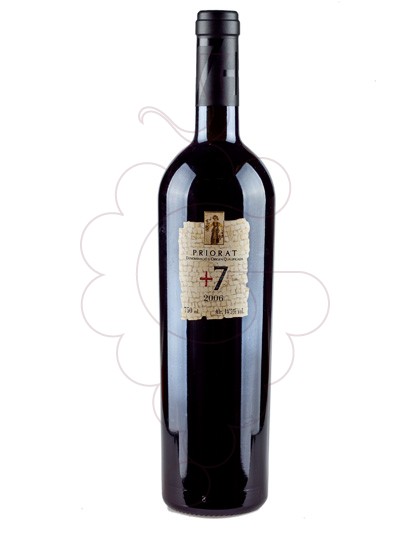 Photo + 7 Finca Mas Blanc red wine