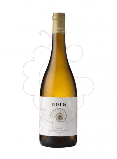 Photo Albariño Nora white wine