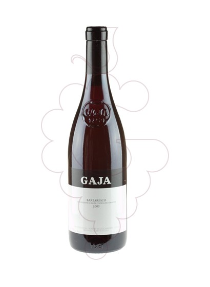 Photo Gaja Barbaresco red wine