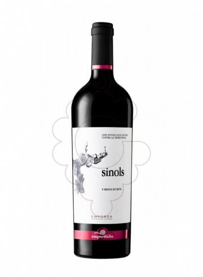 Photo Sinols Criança red wine