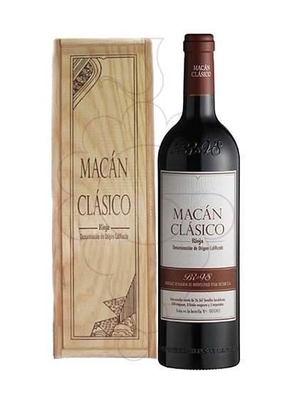 Photo Macán Clásico Magnum red wine