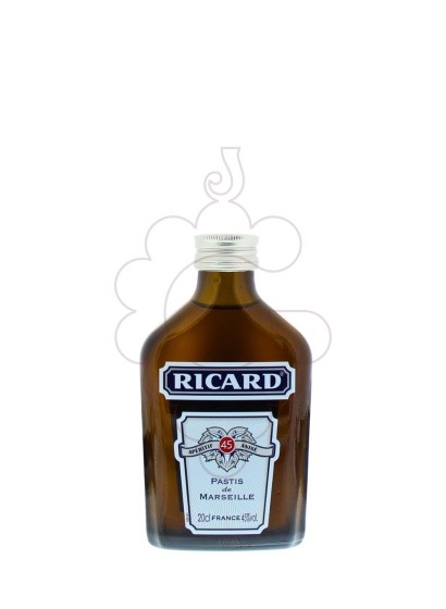Photo Aperitif wine Ricard Flask