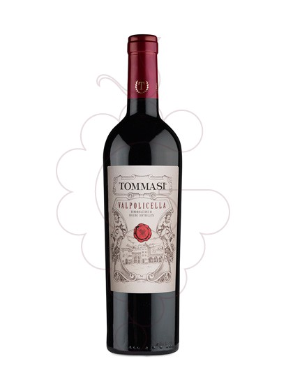 Photo Tommasi Valpolicella red wine